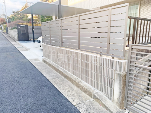 ブロック塀 (化粧ブロック) ユニソン アルタ アルミ形材 フェンス LIXIL AB YS3型 横スリット3 目隠し