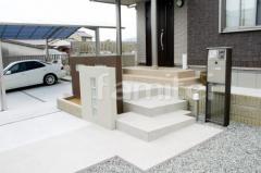 ガラスブロック塀 タイルアプローチ