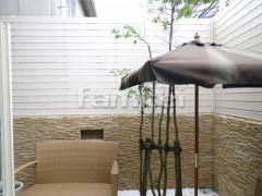 目隠しフェンス塀 TAKASHOタカショー エバーアートウッド ホワイトパイン 壁タイル貼り ニッタイ工業 マジカルライトストーン