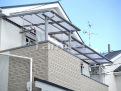 ベランダ屋根 フラットテラス2階 シャッター