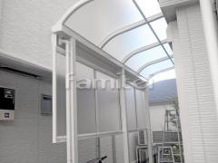 雨除け屋根 YKKヴェクター1階 目隠しパネル