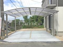ガレージまわり カーポート YKKAP レイナポートグラン 横2台用(ワイド ツイン) R型アール屋根 駐車場床 土間コンクリート 砂利目地