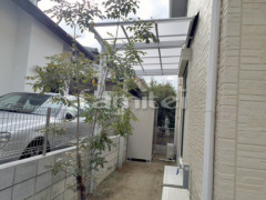 独立式テラス屋根 LIXILフーゴF1階 隙間カバー