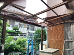雨除け屋根 LIXILスピーネ1階