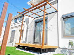 フル木製調テラス屋根 YKKAP サザンテラス パーゴラタイプ 1階用 F型フラット屋根
