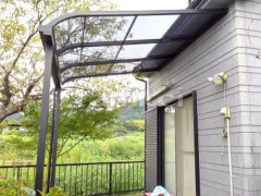 雨除け屋根 LIXILスピーネ1階
