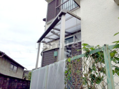 洗濯干し屋根 LIXILスピーネ1階 特殊加工 斜めカット