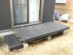 人工木ウッドデッキ YKKリウッドデッキ 雨除け屋根 LIXILスピーネ1階