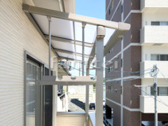 ベランダ屋根 LIXILスピーネ2階