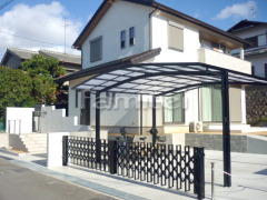 新築シンプル 高台セミクローズ外構