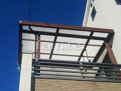 フル木製調ベランダ屋根 LIXILシュエット2階