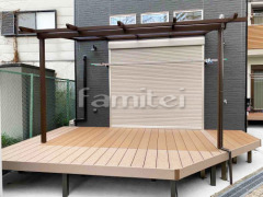 フル木製調テラス屋根 人工木材ウッドデッキ