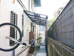 雨除け屋根 YKKソラリア1階
