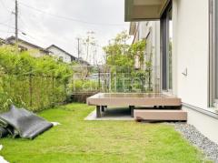 人工木デッキ LIXIL 人工木 樹ら楽ステージ