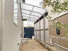 雨除け屋根 YKKソラリア1階