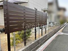 カーポート1台 1階テラス屋根 目隠し塀 境界フェンス ウッドデッキ