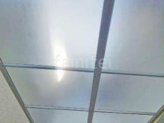 雨除け屋根 人工木ウッドデッキ