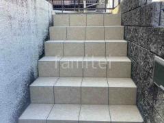 玄関アプローチ階段 床タイル貼 LIXIL グレイスランド