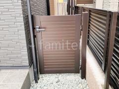 片開き 門扉 YKKAP シンプレオYM1型 横目隠し