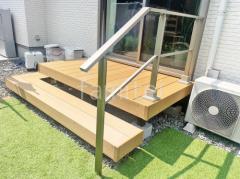 人工木材ウッドデッキ 手すり