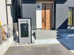 機能門柱 LIXIL FK ロックガーデン 割栗石敷き