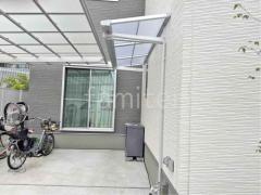 柱なし雨除け屋根 LIXILスピーネ1階