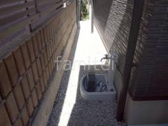 犬走り 防犯砂利敷き バラス砕石 防草シート加工